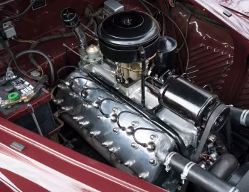 Под капотом 1941 Lincoln Continental Cabriolet (16H 56)