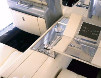 Интерьер Lincoln Continental Concept '01.2002