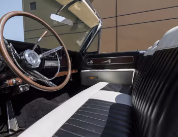 Интерьер 1961 Lincoln Continental Convertible (74А)