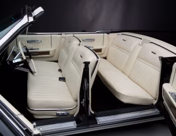 Интерьер 1965 Lincoln Continental Convertible (86 74A)
