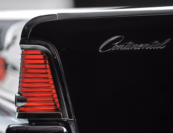 1965 Lincoln Continental Convertible (86 74A)