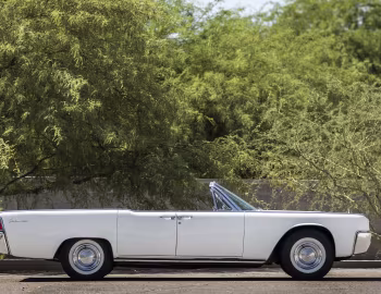 1961 Lincoln Continental Convertible (74А)