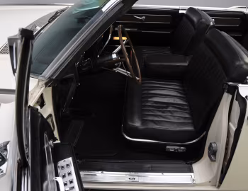 Интерьер 1962 Lincoln Continental Convertible (74A)