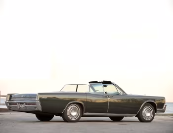 1967 Lincoln Continental Convertible (86 74A)