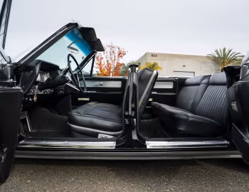 Интерьер 1963 Lincoln Continental Convertible (86-74A)