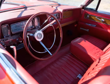 Торпедо 1961 Lincoln Continental Convertible (74А)
