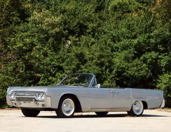 1961 Lincoln Continental Convertible (74А)