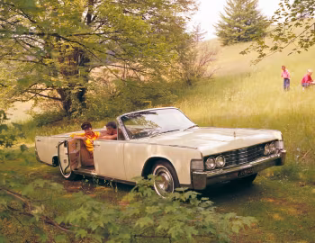 1965 Lincoln Continental Convertible (86 74A)