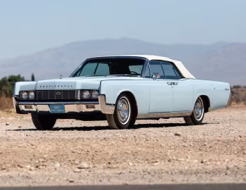 1967 Lincoln Continental Convertible (86 74A)