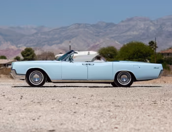1967 Lincoln Continental Convertible (86 74A)