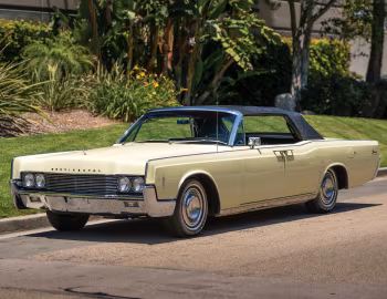 1966 Lincoln Continental Convertible (74A) '1965–66