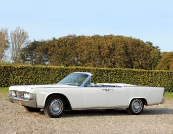 1965 Lincoln Continental Convertible (86 74A)