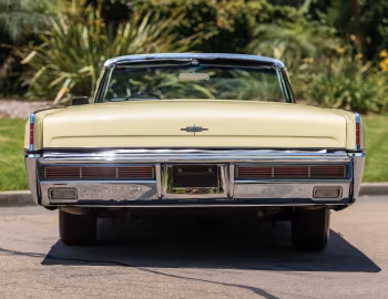 1966 Lincoln Continental Convertible (74A) '1965–66