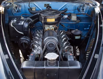 Под капотом 1941 Lincoln Continental Coupe (16H 57)