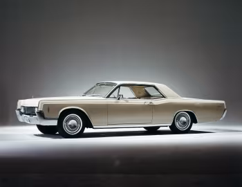 1966 Lincoln Continental Hardtop Coupe (89 65A)