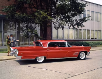 1960 Lincoln Continental Mark V Landau (75A)
