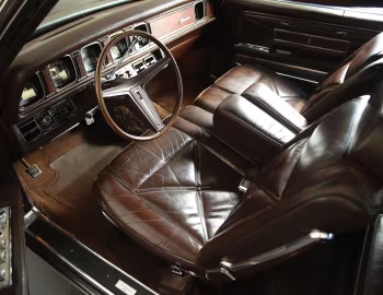 Интерьер 1970–71 Lincoln Continental Mark III (89 65A)