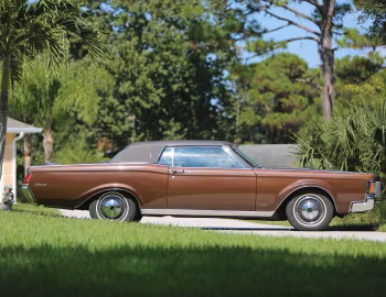 1970–71 Lincoln Continental Mark III (89 65A)