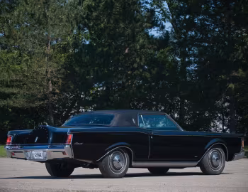 1970–71 Lincoln Continental Mark III (89 65A)