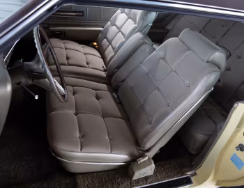 Интерьер 1972 Lincoln Continental Mark IV (89 65D)