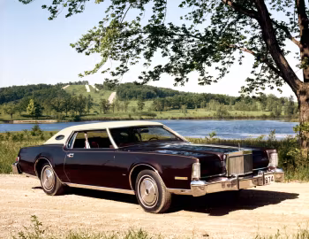 1974 Lincoln Continental Mark IV (89 65D)