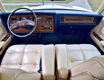 Торпедо 1975 Lincoln Continental Mark IV (89 65D)