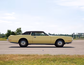 1972 Lincoln Continental Mark IV (89 65D)