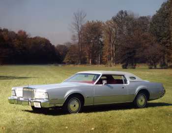 1973 Lincoln Continental Mark IV (89 65D)