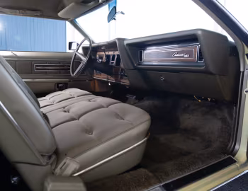 Интерьер 1972 Lincoln Continental Mark IV (89 65D)