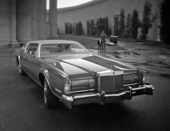 1973 Lincoln Continental Mark IV (89 65D)