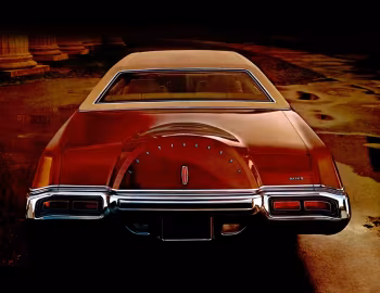 1972 Lincoln Continental Mark IV (89 65D)