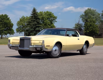 1972 Lincoln Continental Mark IV (89 65D)