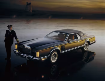 1977 Lincoln Continental Mark V (89 65D)
