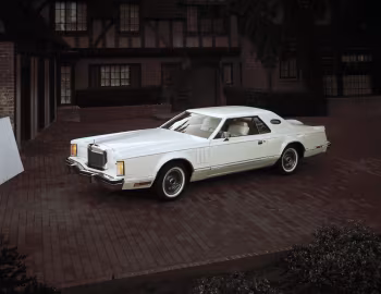 1977 Lincoln Continental Mark V (89 65D)