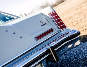 1977 Lincoln Continental Mark V "Cartier Edition" (89 65D)
