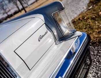 1977 Lincoln Continental Mark V "Cartier Edition" (89 65D)