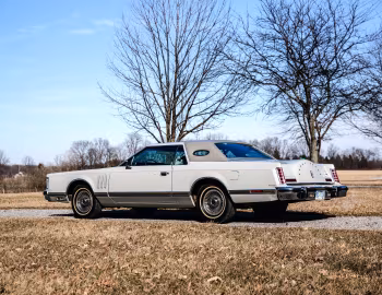 1977 Lincoln Continental Mark V "Cartier Edition" (89 65D)