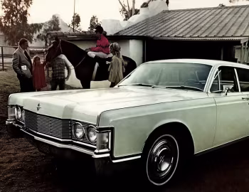 1967 Lincoln Continental Sedan (82 53A)