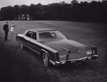 1970 Lincoln Continental Sedan (82 53A)