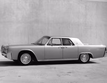 1962 Lincoln Continental Sedan (53A)