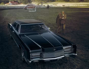 1970 Lincoln Continental Sedan (82 53A)