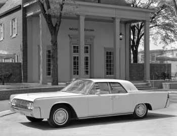 1962 Lincoln Continental Sedan (53A)
