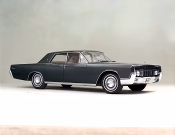 1967 Lincoln Continental Sedan (82 53A)