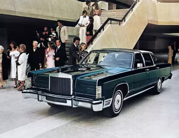 1978 Lincoln Continental Sedan (82 53B)