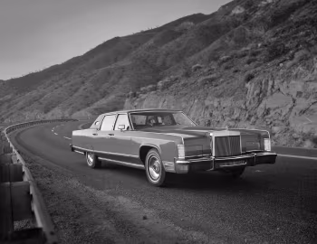 1977 Lincoln Continental Sedan (53A)