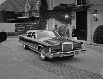 1977 Lincoln Continental Town Car (53A)