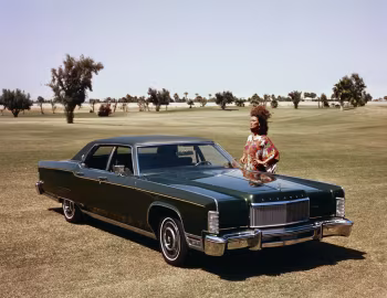 1974 Lincoln Continental Town Car (82 53А)