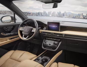 Торпедо 2020–22 Lincoln Corsair Reserve Appearance Package [North America] '2019–22