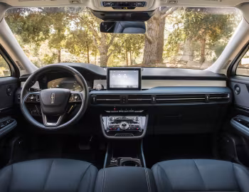 Торпедо 2020–22 Lincoln Corsair [North America] '2019–22