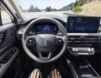 Торпедо 2023–н.в. Lincoln Corsair Grand Touring [North America] '2022–н.в.